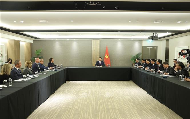 Thủ tướng có các cuộc làm việc với giới khoa học, doanh nhân New Zealand Chú thích ảnh