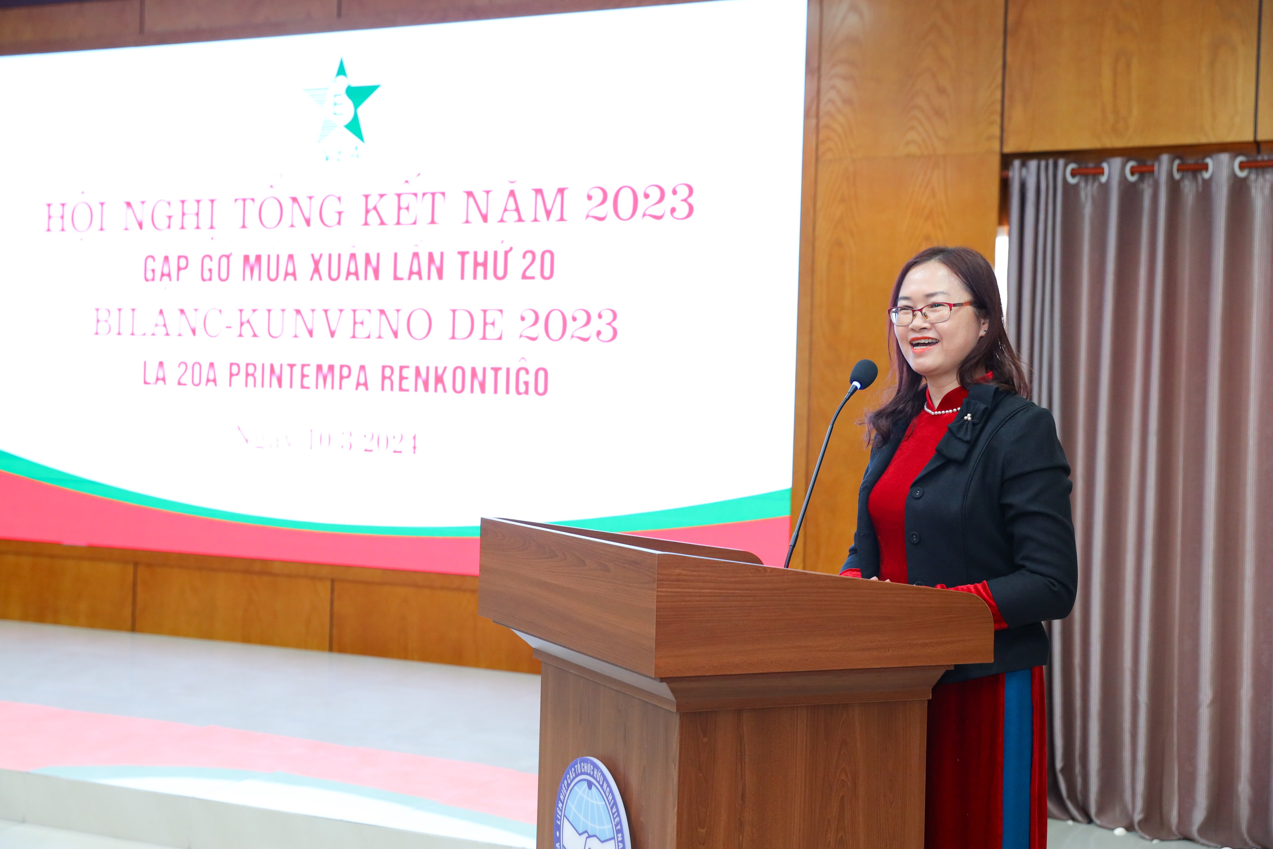 Quốc tế ngữ là cầu nối các bạn trẻ Việt Nam ra thế giới Sẽ tổ chức liên tục các hoạt động nhằm lan tỏa tình yêu Quốc tế ngữ đến với đông đảo người Việt
