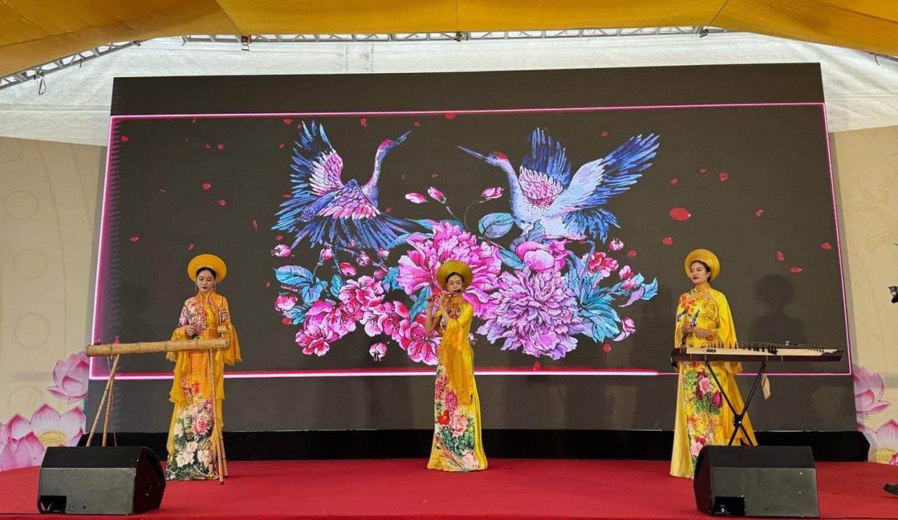 2024 Friendship Spring Tour: Cutural Experience Day for International Friends 2024 Friendship Spring Tour: Cutural Experience Day for International Friends