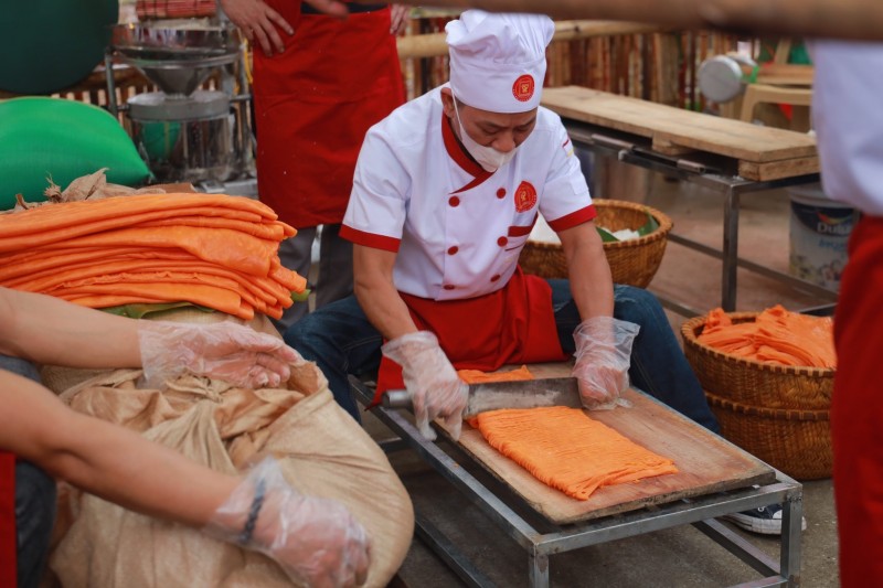50.000 bát phở phục vụ thực khách trong Festival Phở 2024 50.000 bát phở phục vụ thực khách trong Festival Phở 2024