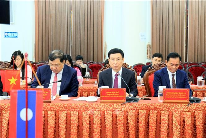 Nam Định sẽ hỗ trợ thêm kinh phí học tiếng Việt cho các sinh viên tỉnh Oudomxay (Lào) Nam Định hỗ trợ thêm kinh phí học tiếng Việt cho sinh viên tỉnh Oudomxay (Lào)