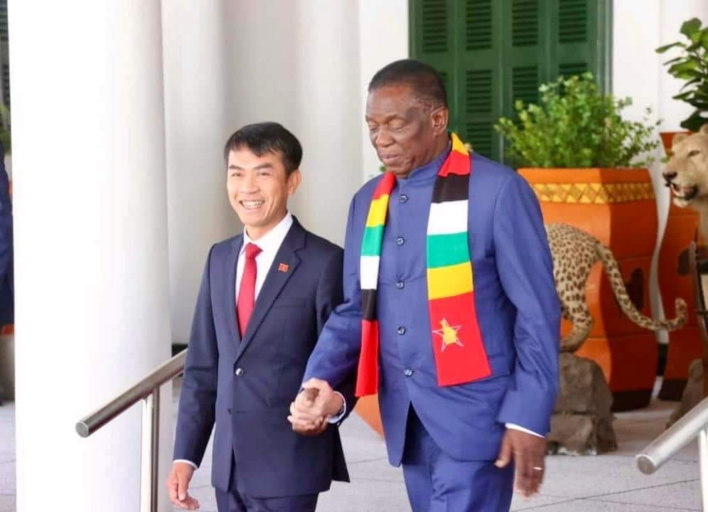Zimbabwean President Wants to Bolster Collaboration with Vietnam Zimbabwean President Wants to Bolster Collaboration with Vietnam