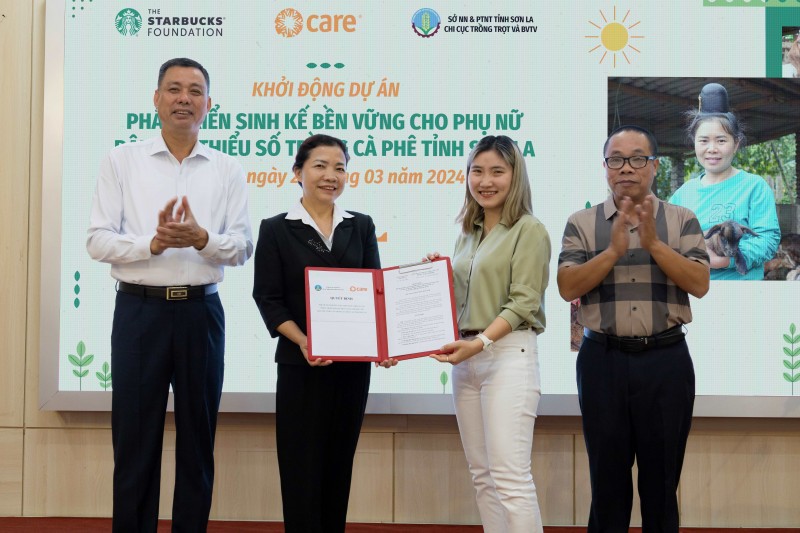 Khởi động dự án hỗ trợ sinh kế bền vững cho 1500 phụ nữ dân tộc thiểu số trồng cà phê tại Sơn La Khởi động dự án hỗ trợ sinh kế bền vững cho 1500 phụ nữ dân tộc thiểu số trồng cà phê tại Sơn La