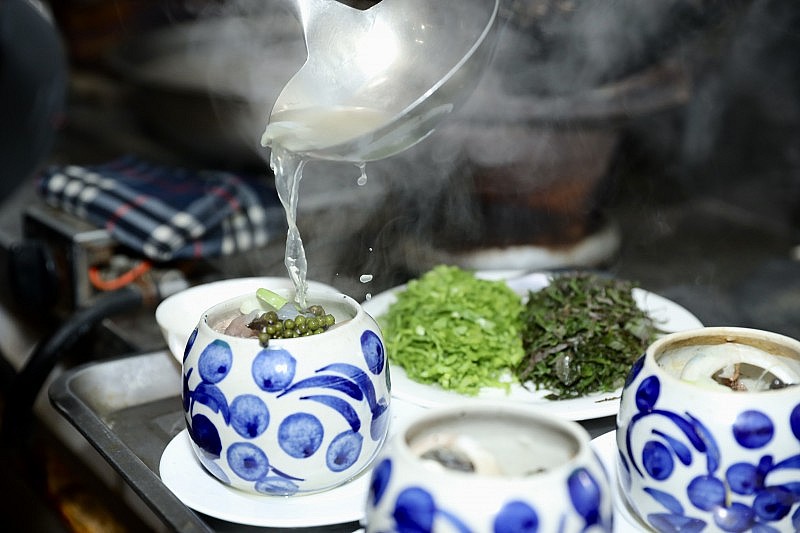 Mê mẩn món mắt cá ngừ đại dương om tiêu xanh Quy Nhơn, Bình Định Mê mẩn món mắt cá ngừ đại dương om tiêu xanh Quy Nhơn, Bình Định