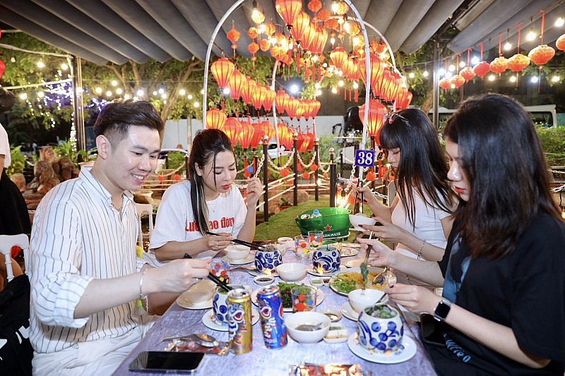 Mê mẩn món mắt cá ngừ đại dương om tiêu xanh Quy Nhơn, Bình Định Mê mẩn món mắt cá ngừ đại dương om tiêu xanh Quy Nhơn, Bình Định
