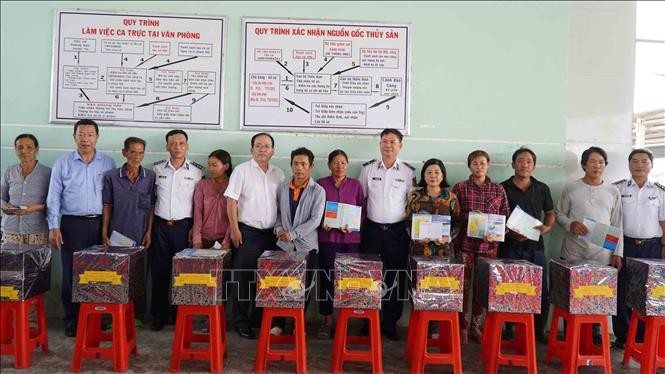 Phối hợp đẩy mạnh tuyên truyền về biển, đảo và chống khai thác IUU Phối hợp đẩy mạnh tuyên truyền về biển, đảo và chống khai thác IUU