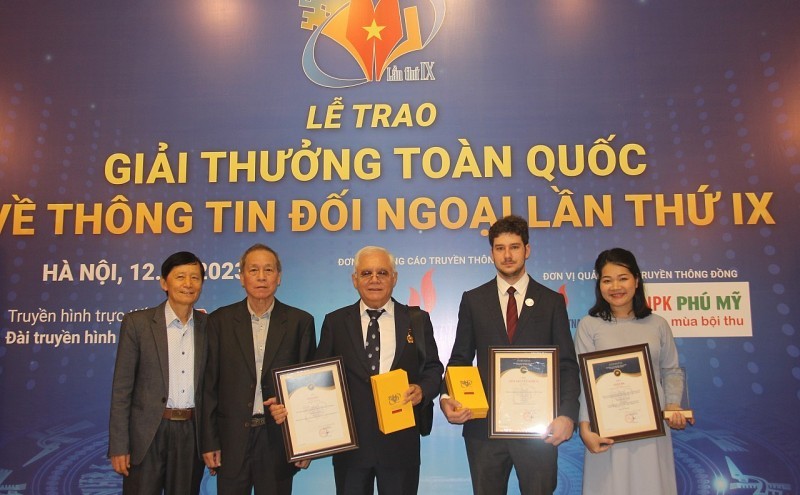 Năm 2024: 10 năm Giải thưởng toàn quốc về thông tin đối ngoại ra đời