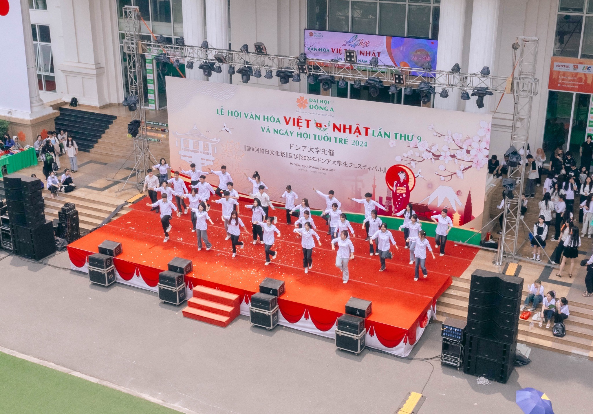 Lễ hội văn hóa Việt – Nhật lần thứ 9 được tổ chức tại Đại học Đông Á. (Ảnh: donga.edu.vn) Lễ hội văn hóa Việt – Nhật lần thứ 9 được tổ chức tại Đại học Đông Á. (Ảnh: donga.edu.vn)