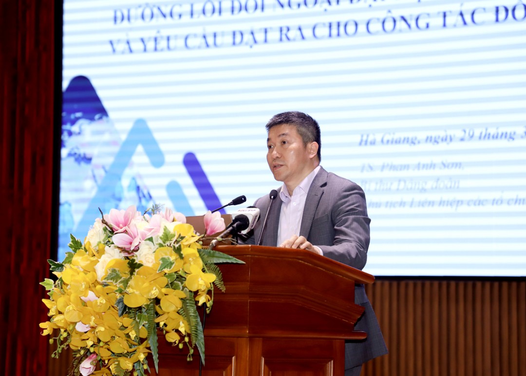 Đoàn công tác Liên hiệp các tổ chức hữu nghị Việt Nam thăm và làm việc tại tỉnh Hà Giang Đoàn công tác Liên hiệp các tổ chức hữu nghị Việt Nam thăm và làm việc tại tỉnh Hà Giang