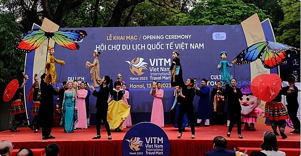 A performance at the opening ceremony of VITM Hanoi 2023. (Photo: VNA) A performance at the opening ceremony of VITM Hanoi 2023. (Photo: VNA)