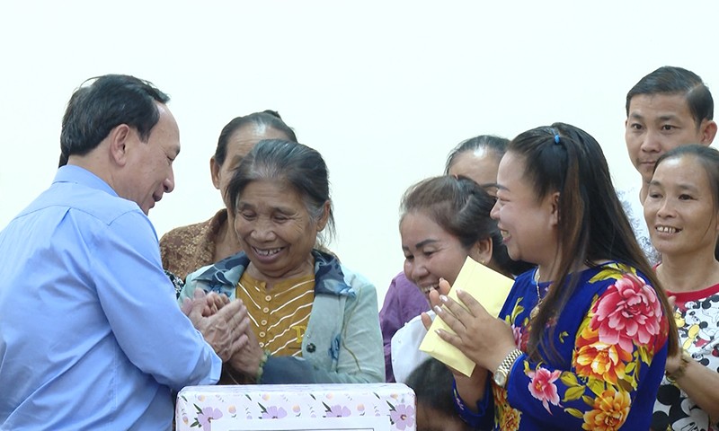 Quảng Bình và tỉnh Khăm Muồn (Lào) trao đổi kinh nghiệm hoạt động Quảng Bình và tỉnh Khăm Muồn (Lào) trao đổi kinh nghiệm hoạt động