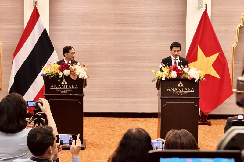 Việt Nam - Thái Lan: cam kết phối hợp thúc đẩy triển khai hiệu quả tất cả các lĩnh vực hợp tác Việt Nam - Thái Lan: cam kết phối hợp thúc đẩy triển khai hiệu quả tất cả các lĩnh vực hợp tác