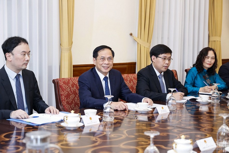 Archbishop Paul Richard Gallagher: Vietnam-Vatican Relations Will Take New Step Forward Archbishop Paul Richard Gallagher: Vietnam-Vatican Relations Will Take New Step Forward