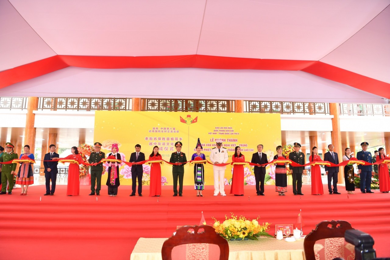 8th Vietnam-China Border Defence Friendship Exchange Successfully Organized