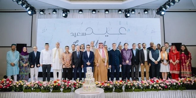 Đại sứ quán các nước Arab và Hồi giáo tại Việt Nam tổ chức lễ xả chay Eid al-Fitr Đại sứ quán các nước Arab và Hồi giáo tại Việt Nam tổ chức lễ xả chay Eid al-Fitr