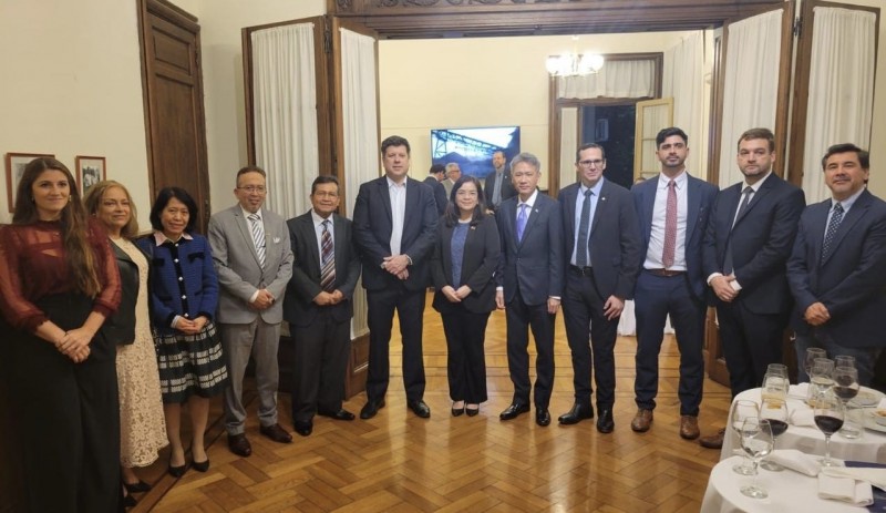 Paraguay muốn mở rộng hợp tác kinh tế, thương mại và đầu tư với Việt Nam Paraguay muốn mở rộng hợp tác kinh tế, thương mại và đầu tư với Việt Nam