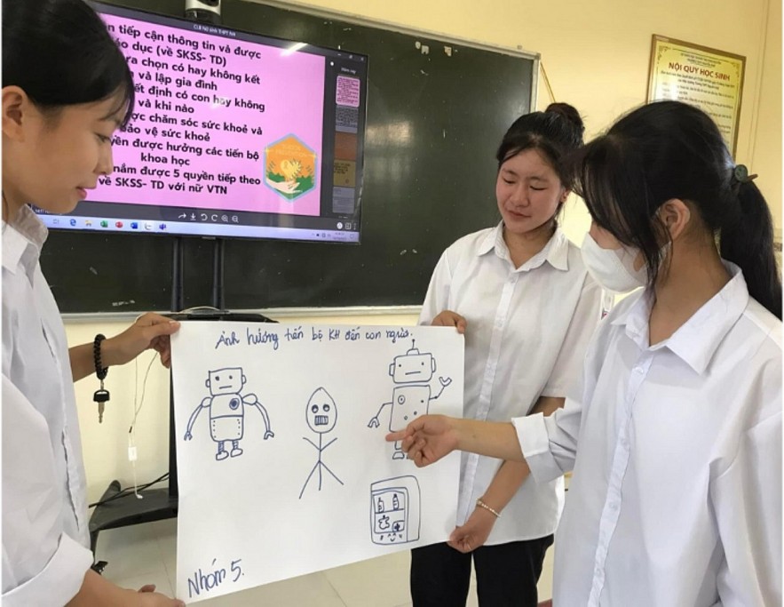 Replicate Girls Club Model to Equip Ethnic Minority Female Students with Life Skills Replicate Girls Club Model to Equip Ethnic Minority Female Students with Life Skills