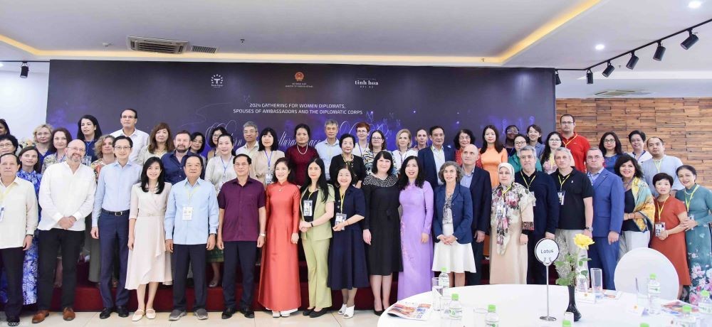 Foreign Diplomats Explore Xu Doai Culture Of Vietnam Foreign Diplomats Explore Xu Doai Culture Of Vietnam