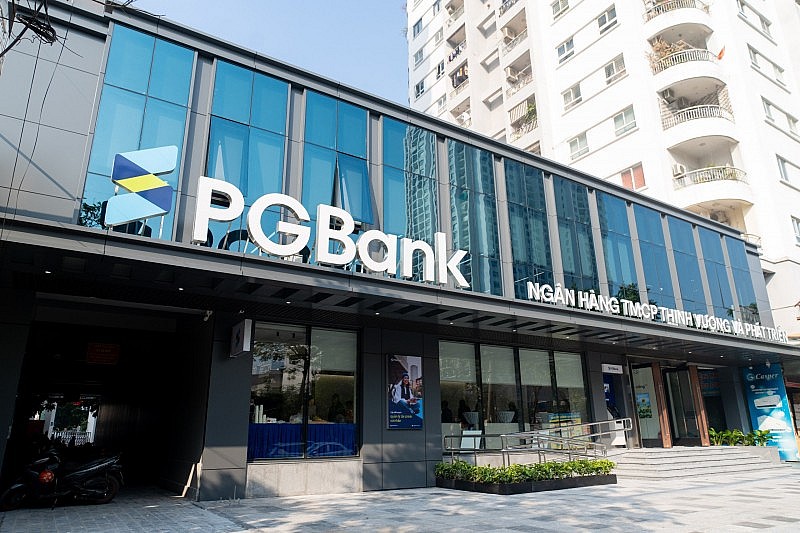 Loạt lãnh đạo PGBank từ nhiệm trước thềm ĐHĐCĐ