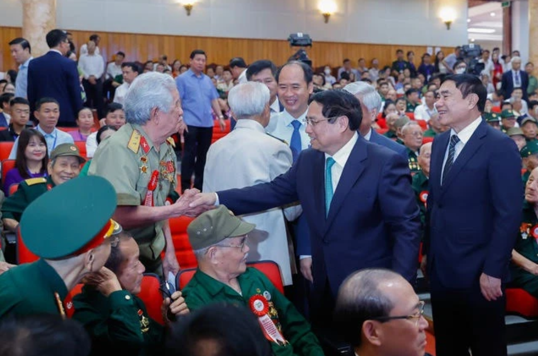 Thủ tướng Phạm Minh Chính dự gặp mặt, tri ân những người trực tiếp tham gia Chiến dịch Điện Biên Phủ Thủ tướng Phạm Minh Chính dự gặp mặt, tri ân những người trực tiếp tham gia Chiến dịch Điện Biên Phủ