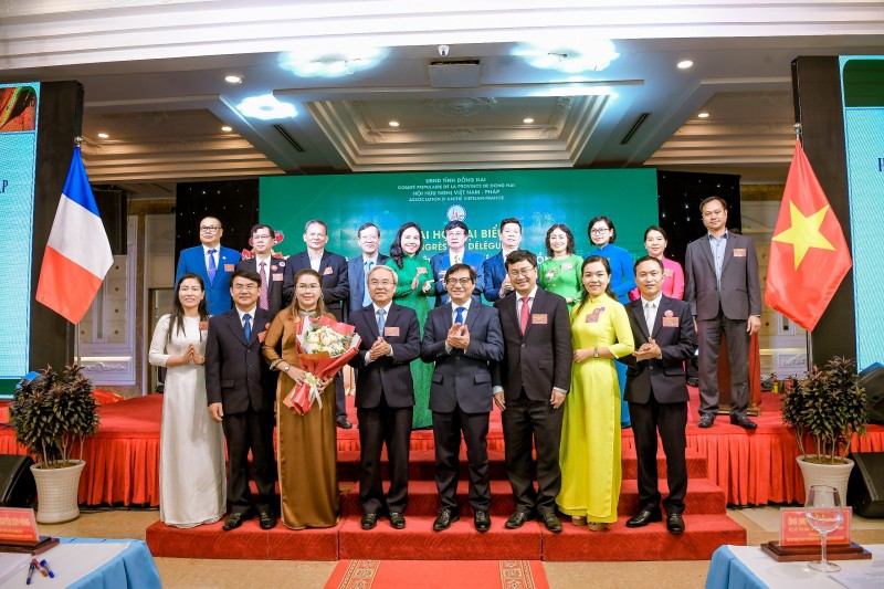 Đưa hoạt động của Hội hữu nghị Việt Nam – Pháp tỉnh Đồng Nai hiệu quả, chất lượng hơn nữa Đưa hoạt động của Hội hữu nghị Việt Nam – Pháp tỉnh Đồng Nai hiệu quả, chất lượng hơn nữa