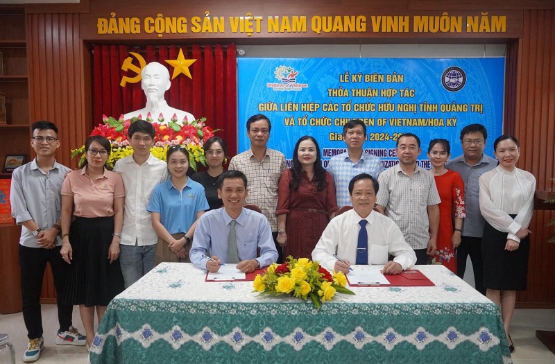 Children of Vietnam cam kết hỗ trợ cho tỉnh Quảng Trị hơn 19 tỉ đồng Children of Vietnam cam kết hỗ trợ cho tỉnh Quảng Trị hơn 19 tỉ đồng