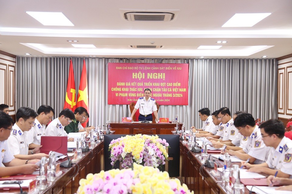 Combating IUU Fishing Must Be Drastic, Synchronous, Comprehensive, Timely and Effective Combating IUU Fishing Must Be Drastic, Synchronous, Comprehensive, Timely and Effective