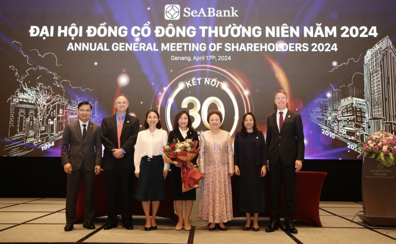 Đại hội đồng cổ đông thường niên 2024: SeABank đặt mục tiêu tăng trưởng 28%, tăng vốn điều lệ lên 30.000 tỷ đồng Đại hội đồng cổ đông thường niên 2024: SeABank đặt mục tiêu tăng trưởng 28%, tăng vốn điều lệ lên 30.000 tỷ đồng