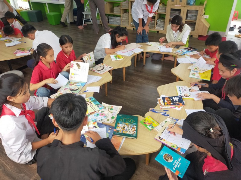 Tưng bừng ngày hội đọc sách tại huyện Quang Bình, Hà Giang Tưng bừng ngày hội đọc sách tại huyện Quang Bình, Hà Giang
