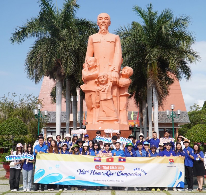 Sôi nổi Hội trại giao lưu sinh viên Việt Nam - Lào - Campuchia năm 2024 Sôi nổi Hội trại giao lưu sinh viên Việt Nam - Lào - Campuchia năm 2024