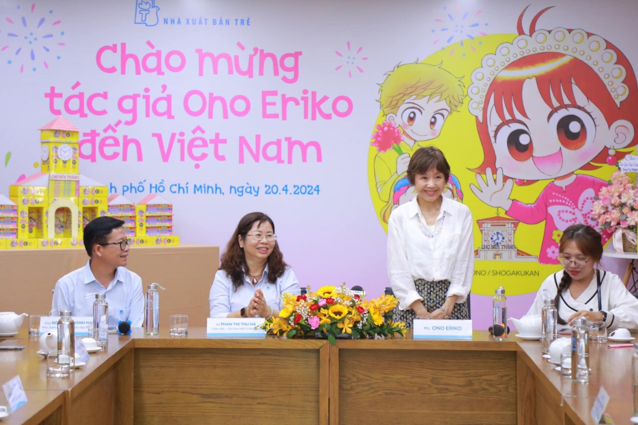 Japanese Bestseller Manga Author Visits Vietnam for The First Time Japanese Bestseller Manga Author Visits Vietnam for The First Time