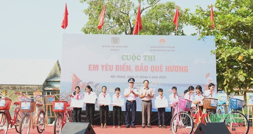 Students in Quang Nam Learn More about National Sea and Islands Students in Quang Nam Learn More about National Sea and Islands