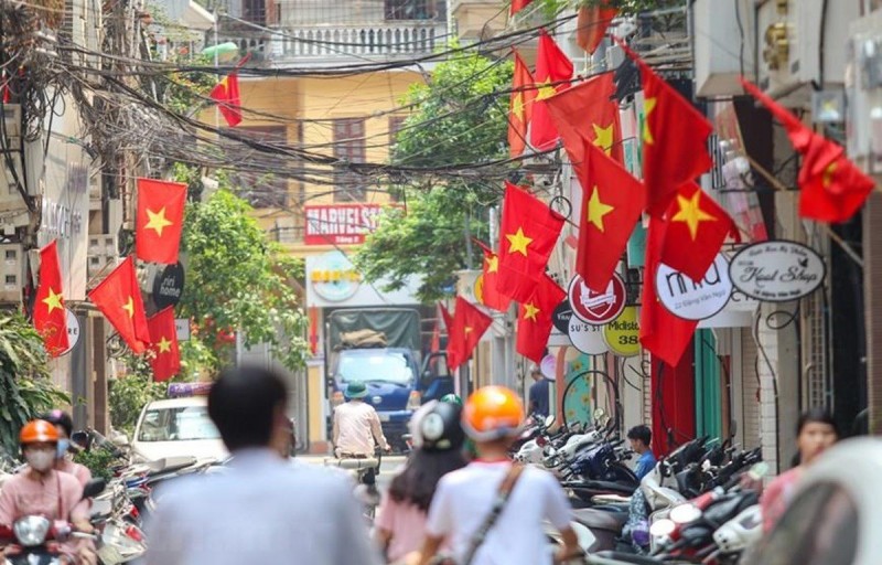 thời tiết chủ đạo trong 5 ngày nghỉ lễ 30-4 và 1-5 là nắng nóng bao trùm khắp các tỉnh thành trên cả nước. (Ảnh minh họa)