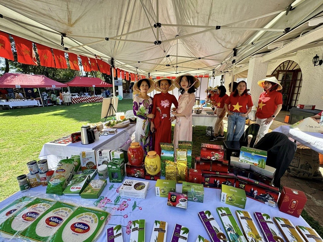 Vietnam's Fried Spring Rolls Introduced to Global Community in South Africa Vietnam's Fried Spring Rolls Introduced to Global Community in South Africa