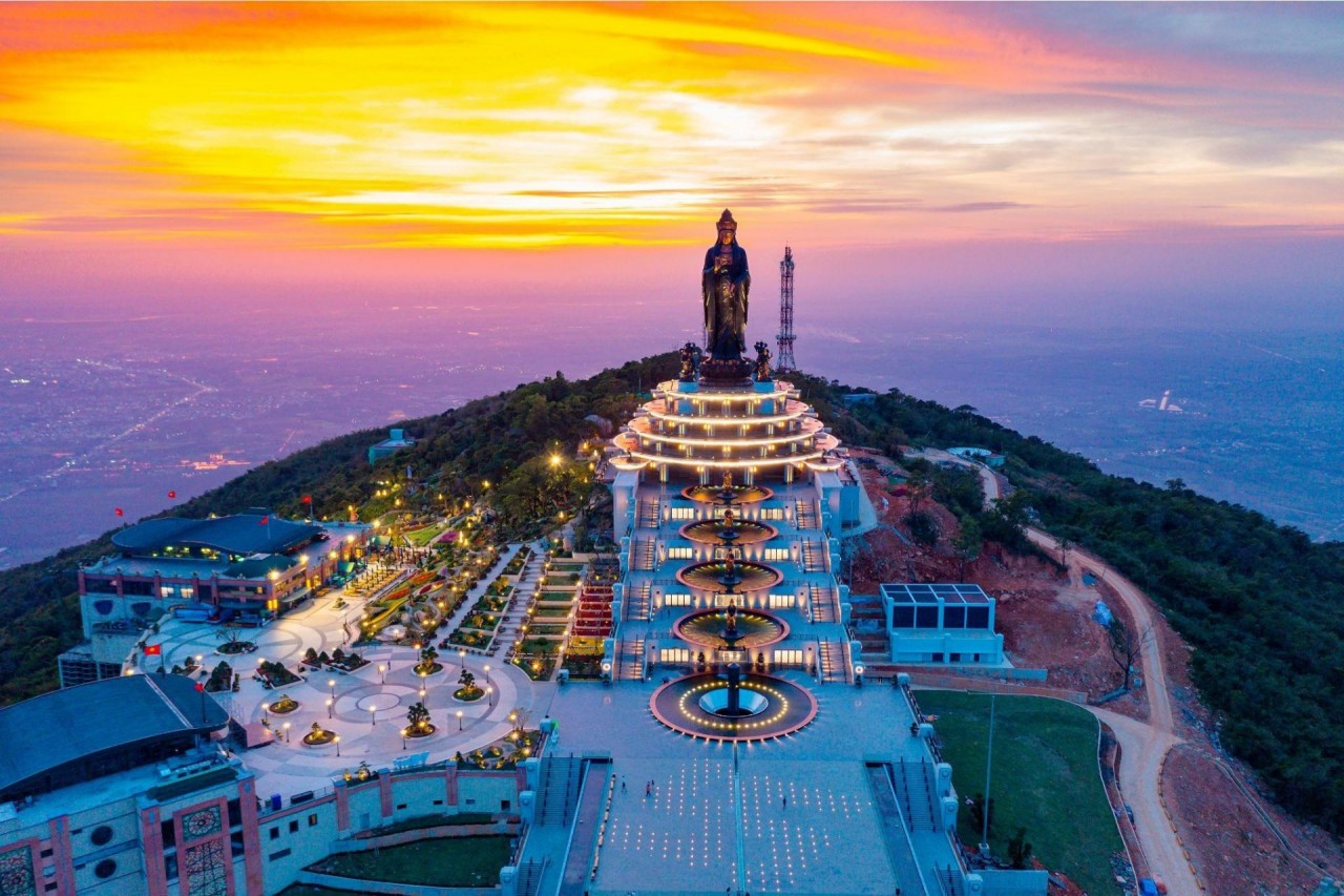5 Destinations For A Getaway Trip On Reunification Day In Southern Region 5 Destinations For A Getaway Trip On Reunification Day In Southern Region