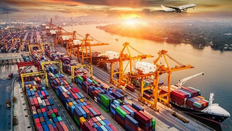 Kim ngạch xuất khẩu 4 tháng tăng 15% so với cùng kỳ, xuất siêu sang Mỹ, EU tăng 2 con số Kim ngạch xuất khẩu 4 tháng tăng 15% so với cùng kỳ, xuất siêu sang Mỹ, EU tăng 2 con số