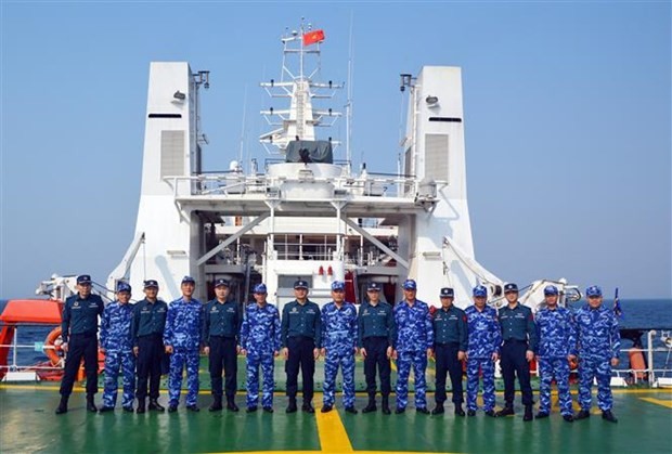 Vietnamese and Chinese border guards after the joint patrol. Photo: VNA Vietnamese and Chinese border guards after the joint patrol. Photo: VNA