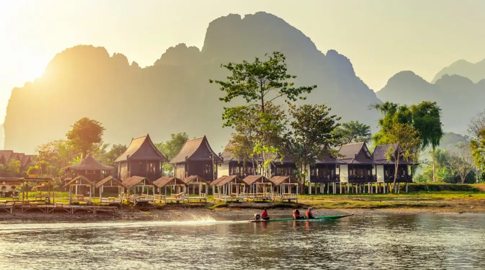 Khung cảnh yên bình và lãng mạn tại Lào. @shutterstock
