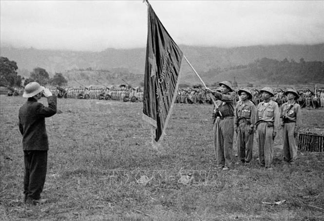70 năm chiến thắng Điện Biên Phủ: Những mùa Xuân đại thắng của nhân dân Việt Nam Chú thích ảnh
