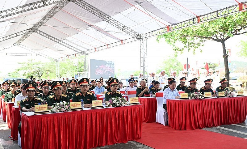 Điện Biên: Tổ chức lễ gắn biển tên đường Tạ Quốc Luật Điện Biên: Tổ chức lễ gắn biển tên đường Tạ Quốc Luật