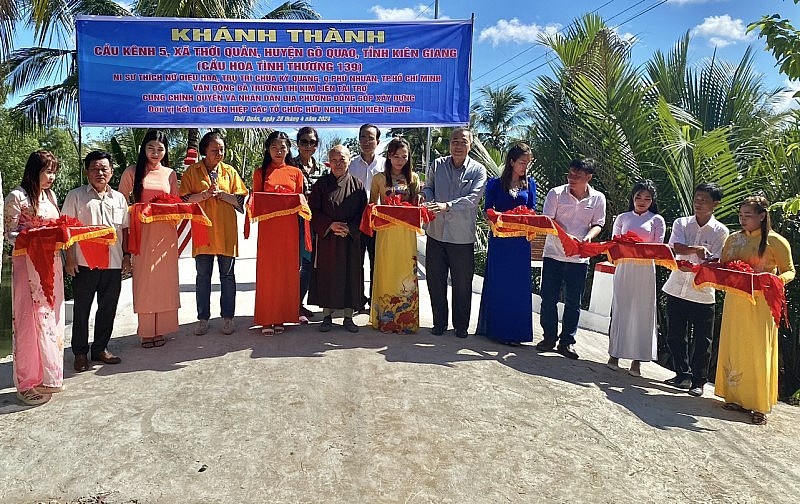 Bridge in Kien Giang Erected in Celebration of Reunification Day Bridge in Kien Giang Erected in Celebration of Reunification Day