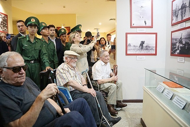 International Friends Share Excitement on 70th Anniversary of Dien Bien Phu Victory International Friends Share Excitement on 70th Anniversary of Dien Bien Phu Victory