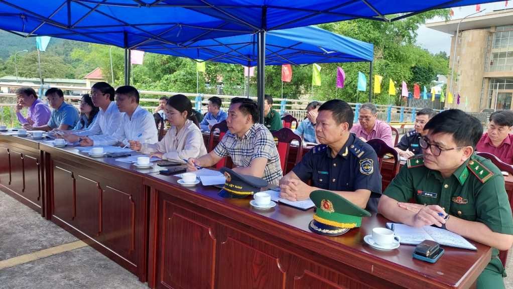 Thêm một cửa ngõ giao thương kết nối tình dân Việt Nam - Trung Quốc Thêm một cửa ngõ giao thương Việt Nam - Trung Quốc