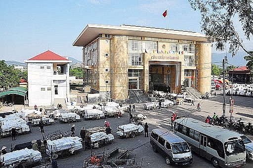 Hoanh Mo border gate in Quang Ninh province. Photo: congthuong.vn Hoanh Mo border gate in Quang Ninh province. Photo: congthuong.vn