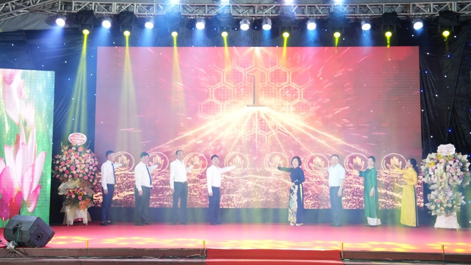 Phục hồi và quảng bá sản phầm giấy Dó phường Bưởi Phục hồi và quảng bá sản phầm giấy Dó phường Bưởi