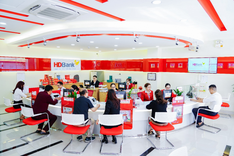 Dấu ấn HDBank trong bức tranh chuyển đổi số sôi động của ngành ngân hàng Dấu ấn HDBank trong bức tranh chuyển đổi số sôi động của ngành ngân hàng