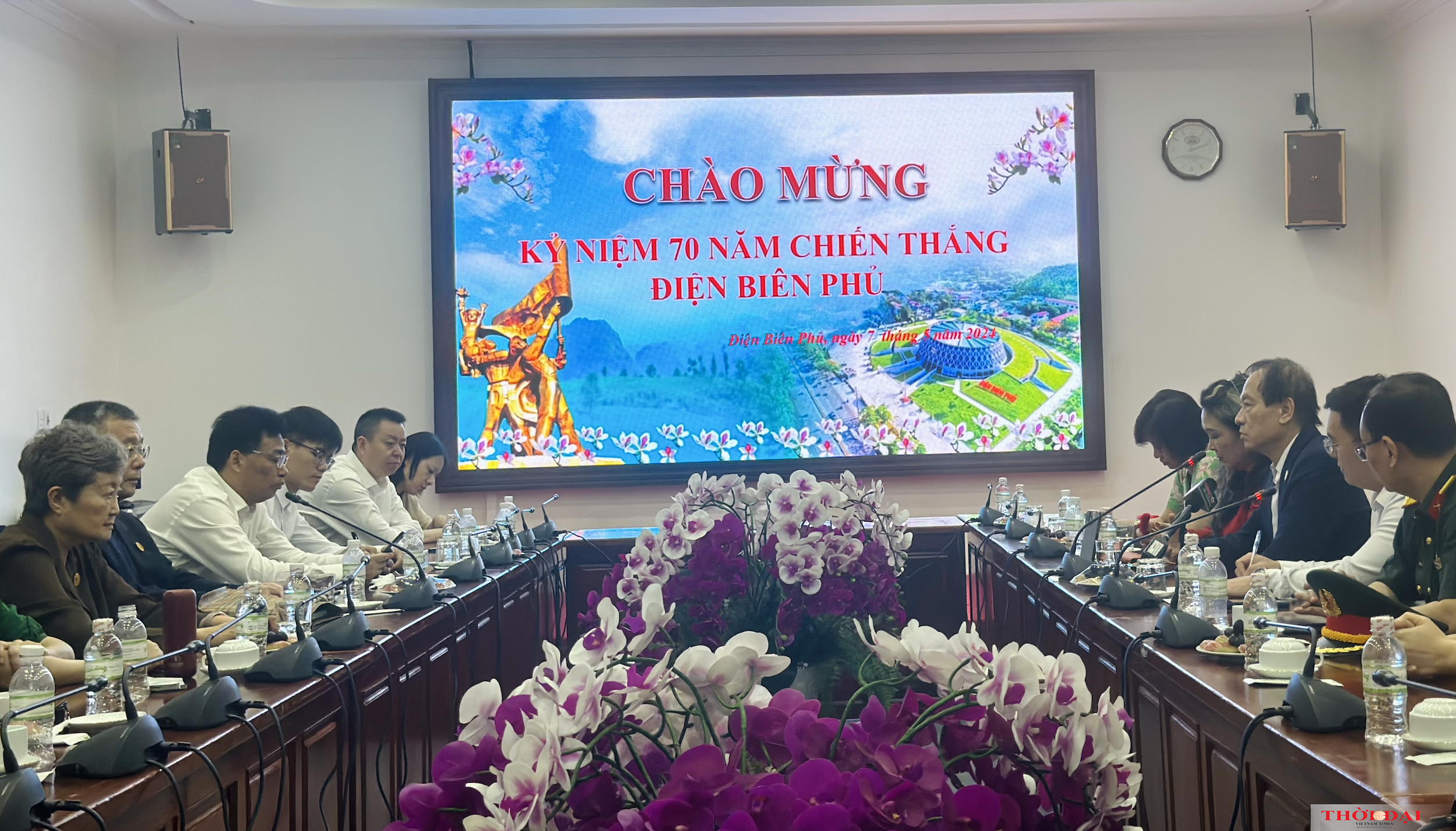 Đoàn nhân sỹ hữu nghị Trung Quốc thăm Việt Nam từ ngày 6/5 đến ngày 13/5 Đoàn nhân sỹ hữu nghị Trung Quốc thăm Việt Nam từ ngày 6/5 đến ngày 13/5