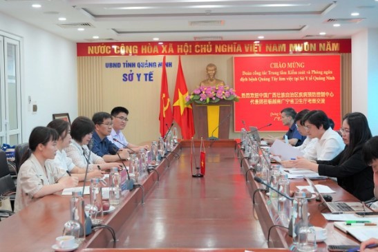 Nhiều hoạt động giao lưu hữu nghị giữa tỉnh Quảng Ninh và tỉnh Quảng Tây (Trung Quốc) Nhiều hoạt động giao lưu hữu nghị giữa tỉnh Quảng Ninh và tỉnh Quảng Tây (Trung Quốc)
