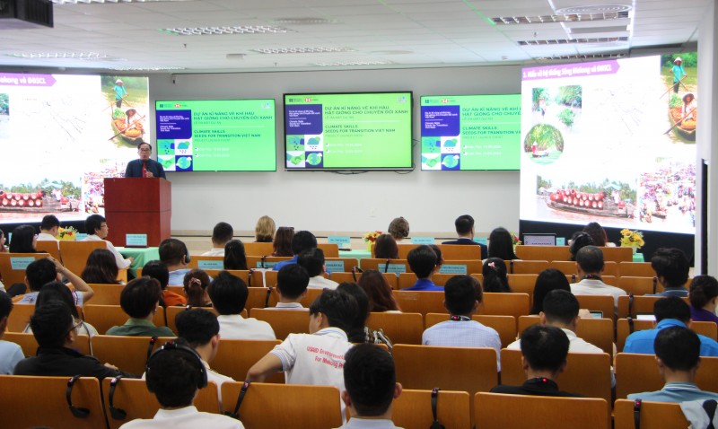 Khởi động Dự án “Kỹ năng về khí hậu - Hạt giống cho chuyển đổi xanh” tại Việt Nam Khởi động Dự án “Kỹ năng về khí hậu - Hạt giống cho chuyển đổi xanh” tại Việt Nam