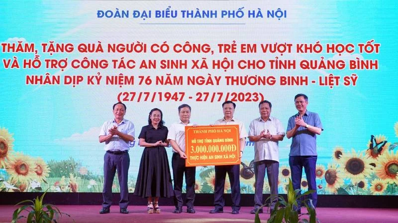 Quảng Bình phân bổ 3 tỷ đồng do Hà Nội hỗ trợ để thực hiện công tác an sinh xã hội Quảng Bình phân bổ 3 tỷ đồng do Hà Nội hỗ trợ để thực hiện công tác an sinh xã hội